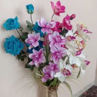 گل وگلدان در حد نو|گل مصنوعی|همدان, |دیوار