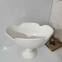 تعدادی ظرف