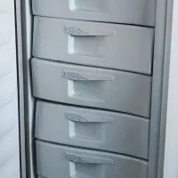 فریزر ایستاده دارای 8قفسه