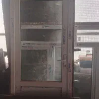 درب و پنجره وین تک در حد نو