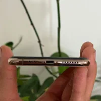ایفون xs max|موبایل|پرند, فاز ۳|دیوار
