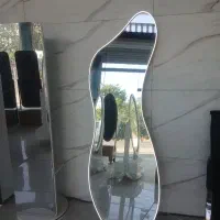 نمایشگاه اینه قدی