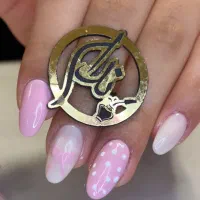 کاشت ناخن وآموزش با هشت سال سابقه کار