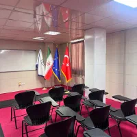اجاره روزانه و ساعتی سالن همایش|اجارهٔ کوتاه‌مدت دفتر کار و فضای آموزشی|تهران, دکتر هوشیار|دیوار