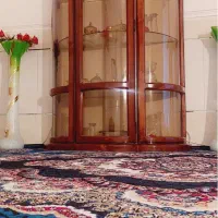 بوفه چوب گردوسالم بدون شکستگی