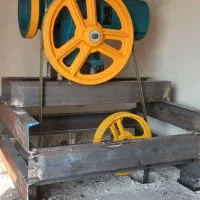 جذب نیرو آسانسور