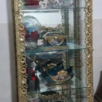 بوفه وساعت ومیزتلوزیون برنجی