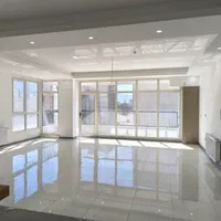 ۱۷۵ متری/ کلید اول/ ۳ خوابه / علوی