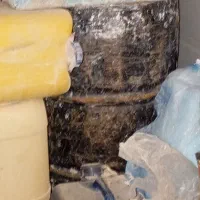 بشکه و گالن 1بشکه 15عدد گالن