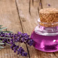 روغن ماساژ و رفع تیرگی و فرم دهی.رفع درد و ماساژ