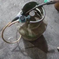 یک عدد کپسول گاز با لگلاتوروسرپیک