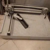 دستگاه برش کاغذ۸۶۸ سایزآ۳