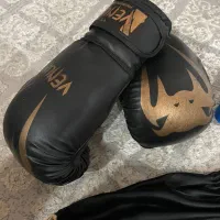 کاملا نو دست کش و شورت تک و مچ بند