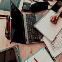 نگارش و ترجمه پایاننامه رشته معماری