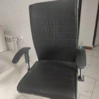 صندلی کارمندی