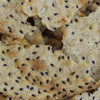 نان خشک کیلویی 40تومن تمیزریزشده
