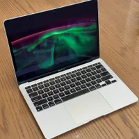 لپتاپ مکبوک اپل M1 در حد نو