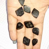 سنگ شبق(جت)قدیمی|کلکسیون اشیاء عتیقه|رشت, ولکس|دیوار