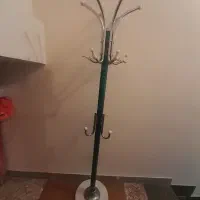چوب لباسی ایستاده