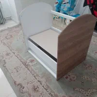 تخت نوزاد