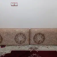 پشتی دیواری