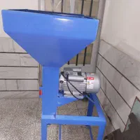 آسیاب سنگی پشت تراکتوری وآسیاب وخرمنکوب خانگی|ماشین‌آلات صنعتی|ملایر, |دیوار