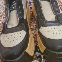 کتونی سایز 39که واسه سایز 38میشه