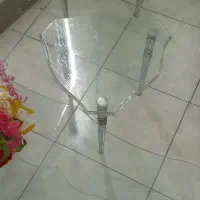 میز شیشه ای