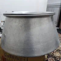 دیگ بزرگ وسینی پذیرایی