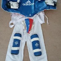 ست کامل وسایل و لباس تکواندو|تجهیزات ورزشی|قم, شهرک فاطمیه|دیوار