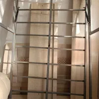 تخت چوبی