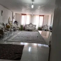یک واحد 115 متری. غربا