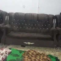 مبل پنچ نفره راحتی بامیزعسلی سالم بدون مشکل جنس خو