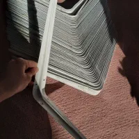 پایه نگهدارنده طبقه دیواری.دانه ای۴۰تومان.