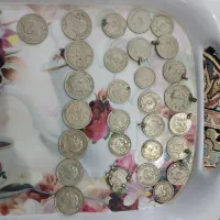 تعدادی سکه قدیمی بیشترشون نقره هست