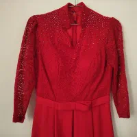 لباس مجلسی|لباس|اقبالیه, |دیوار