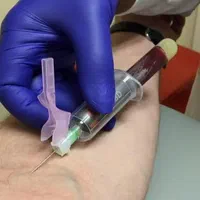 خدمات پرستاری مراقبت بیمارستان ومنزل شبانه روزی