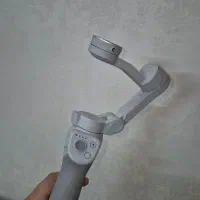 گیمبال لرزشگیر موبایل Dji Osmo 4 se|دوربین عکاسی و فیلم‌برداری|مشهد, ایثارگران|دیوار