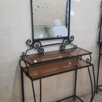 میز آرایش در حد نو|میز تحریر و کامپیوتر|کرمان, |دیوار