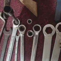 ۲ آچار فرانسه همه این آچار ها باهم  فروخته میشود|ابزارآلات|شیراز, شهرک سعدی|دیوار