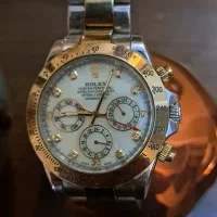 ۶عدد ساعت بسیار زیبا و اورجینال