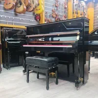 دوستدار هنر با پیانو آکوستیک ٪) طراحی بینظیر