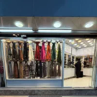 (به چندفروشنده خانم نیازمندیم)