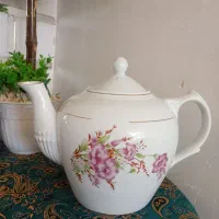 قوری چینی بزرگ