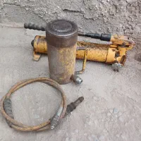 جک اینرپک ۱۰۰ تنی