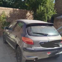 پژو 206