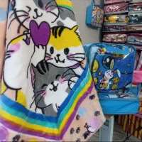 نوزادی قیمت مناسب|رختخواب، بالش، پتو|خرمدره, |دیوار