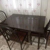 میز نهار خوری فلزی چوبی در حد نو