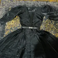 لباس مجلسی|لباس|اصفهان, کنگاز|دیوار