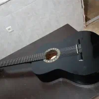 گیتار والنسیا مشکی|گیتار، بیس، امپلیفایر|قم, علی آباد سعدگان|دیوار